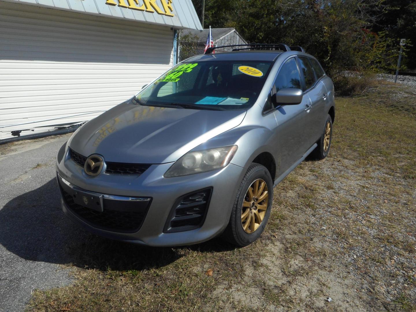 2010 Silver Mazda CX-7 I Sport (JM3ER2WM8A0) with an 2.5L L4 DOHC 16V engine, 5-Speed Automatic transmission, located at 2553 Airline Blvd, Portsmouth, VA, 23701, (757) 488-8331, 36.813889, -76.357597 - Photo#1