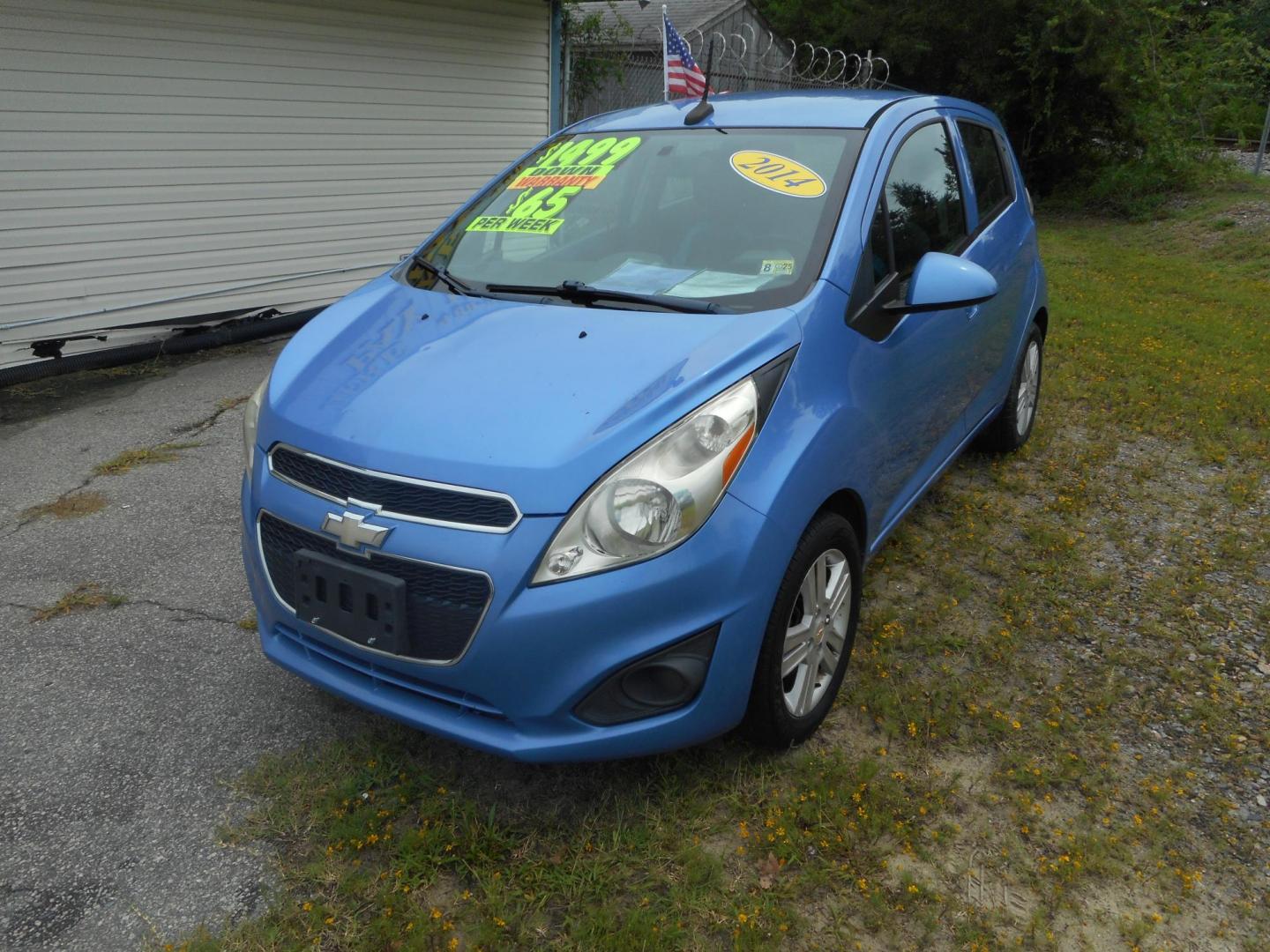 2014 Blue Chevrolet Spark 1LT Auto (KL8CD6S94EC) with an 1.2L L4 16V DOHC engine, Continuously Variable Transmission transmission, located at 2553 Airline Blvd, Portsmouth, VA, 23701, (757) 488-8331, 36.813889, -76.357597 - Photo#2