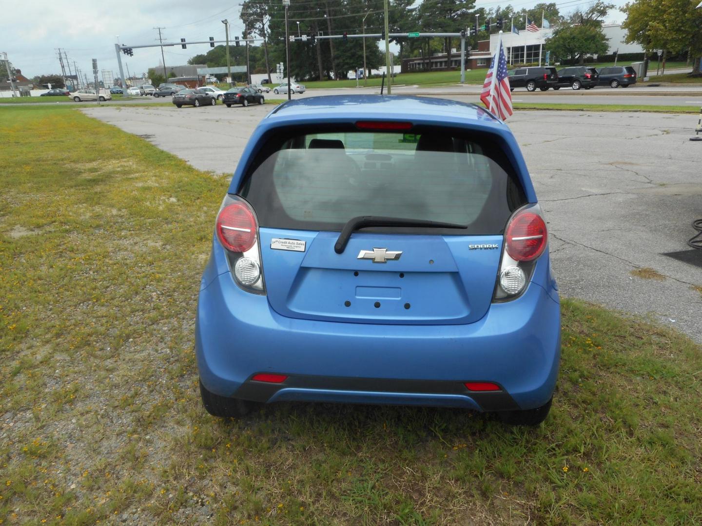 2014 Blue Chevrolet Spark 1LT Auto (KL8CD6S94EC) with an 1.2L L4 16V DOHC engine, Continuously Variable Transmission transmission, located at 2553 Airline Blvd, Portsmouth, VA, 23701, (757) 488-8331, 36.813889, -76.357597 - Photo#6