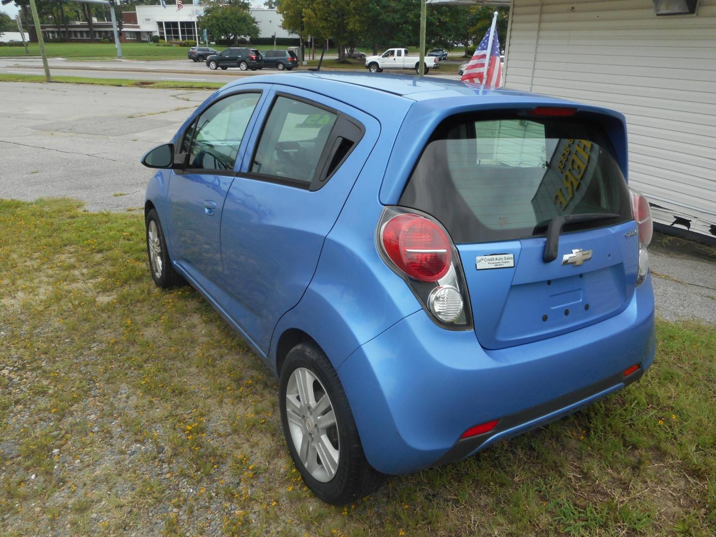 2014 Blue Chevrolet Spark 1LT Auto (KL8CD6S94EC) with an 1.2L L4 16V DOHC engine, Continuously Variable Transmission transmission, located at 2553 Airline Blvd, Portsmouth, VA, 23701, (757) 488-8331, 36.813889, -76.357597 - Photo#7