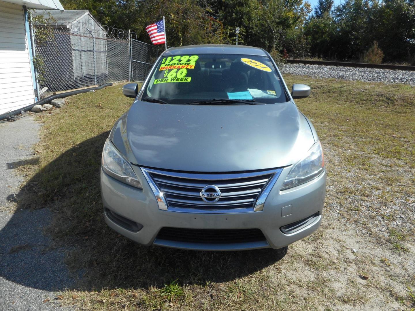 2014 Gray Nissan Sentra S 6MT (3N1AB7AP7EY) with an 1.8L L4 SFI DOHC 16V engine, 6-Speed Automatic transmission, located at 2553 Airline Blvd, Portsmouth, VA, 23701, (757) 488-8331, 36.813889, -76.357597 - Photo#2