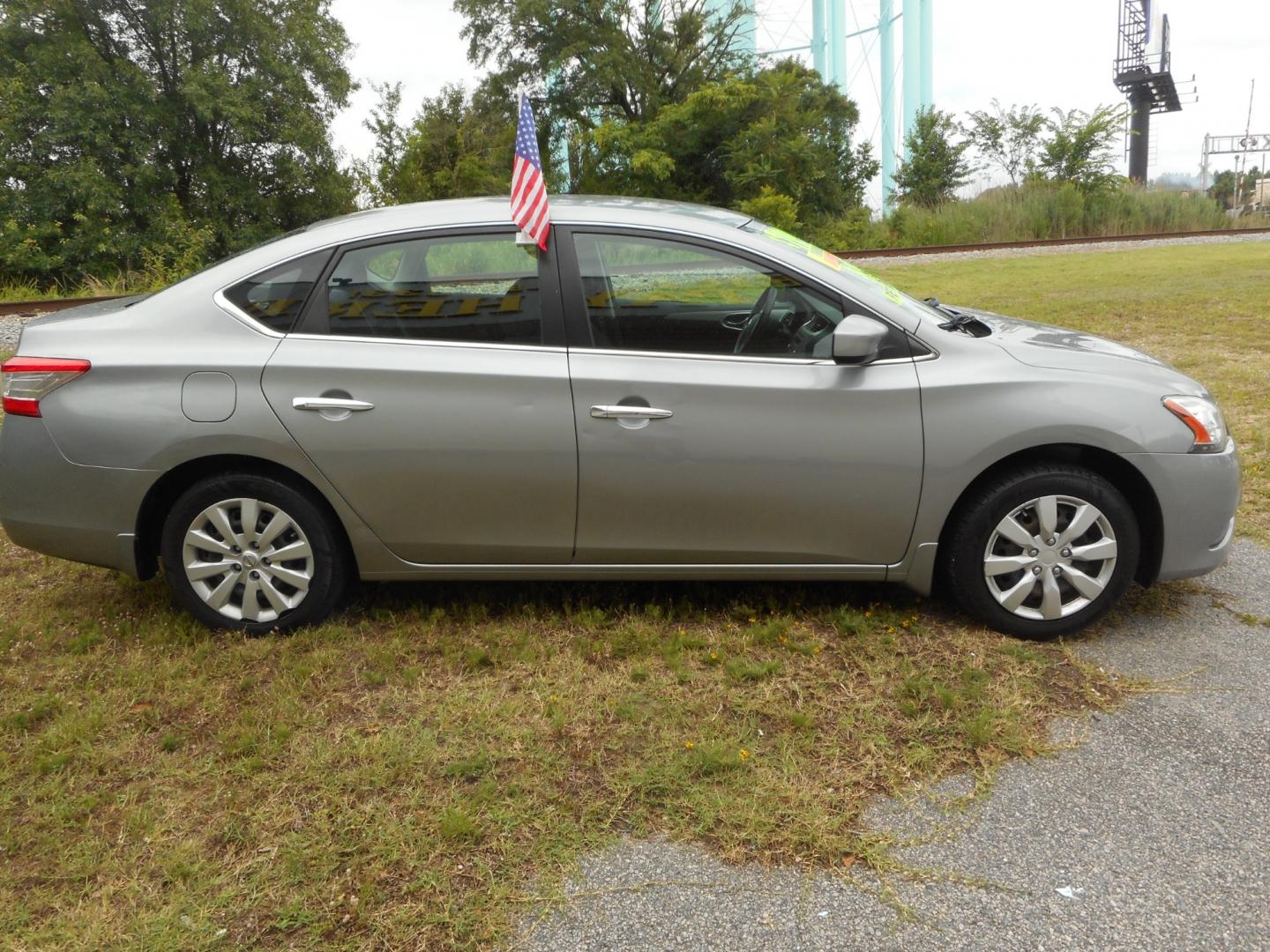 2014 Gray Nissan Sentra (3N1AB7APXEY) , located at 2553 Airline Blvd, Portsmouth, VA, 23701, (757) 488-8331, 36.813889, -76.357597 - ***VEHICLE TERMS*** Down Payment: $799 Weekly Payment: $95 APR: 23.9% Repayment Terms: 42 Months *** CALL 757-488-8331 TO SCHEDULE YOUR APPOINTMENT TODAY AND GET PRE-APPROVED RIGHT OVER THE PHONE*** - Photo#4