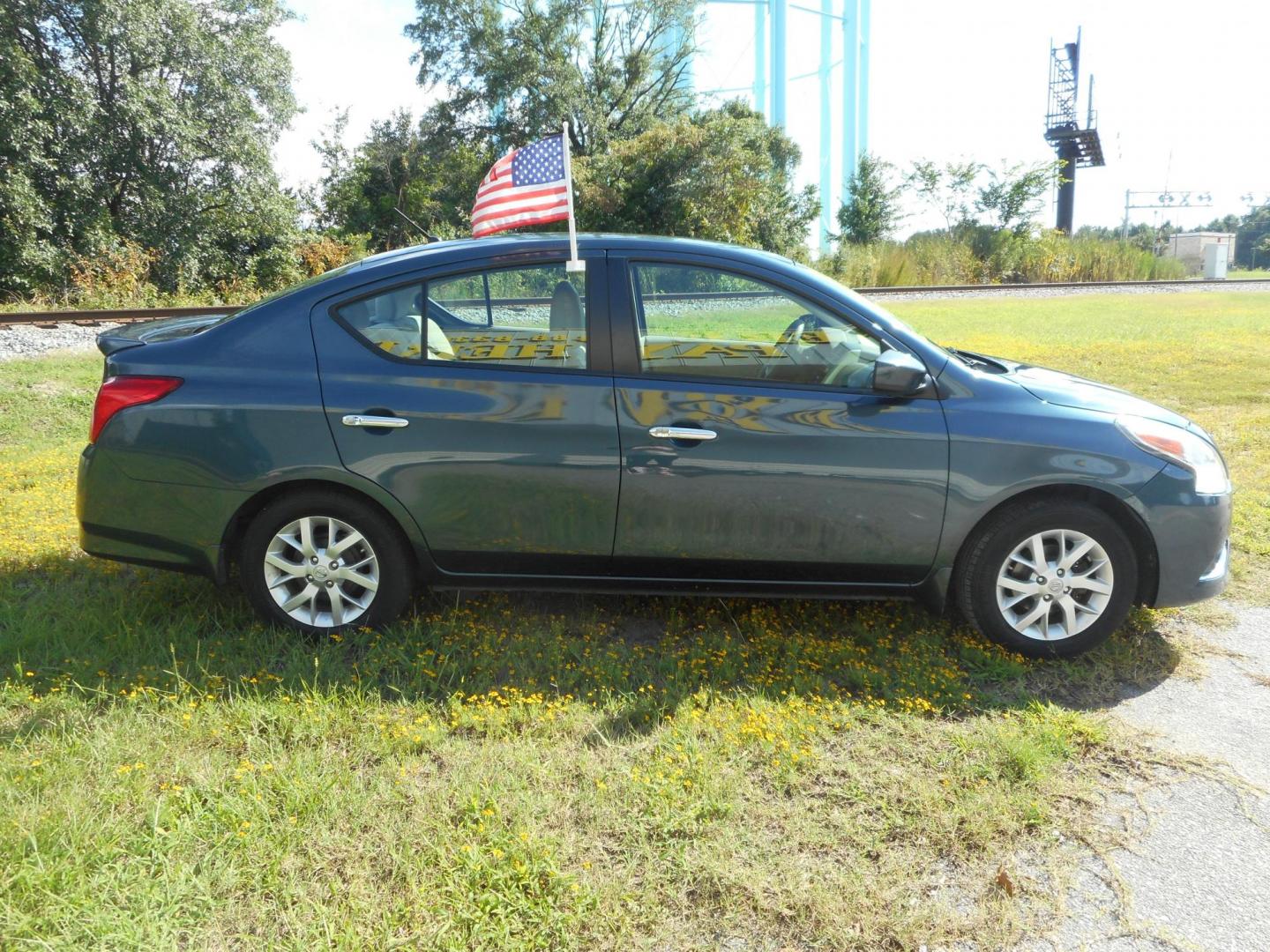 2015 Nissan Versa 1.6 S 5M (3N1CN7AP8FL) with an 1.6L L4 DOHC 16V engine, 5-Speed Automatic transmission, located at 2553 Airline Blvd, Portsmouth, VA, 23701, (757) 488-8331, 36.813889, -76.357597 - ***VEHICLE TERMS*** Down Payment: $499 Weekly Payment: $90 APR: 23.9% Repayment Terms: 42 Months ***- CALL ELIZABETH @ 757-488-8331 TO SCHEDULE YOUR APPOINTMENT TODAY AND GET PRE-APPROVED RIGHT OVER THE PHONE*** - Photo#4