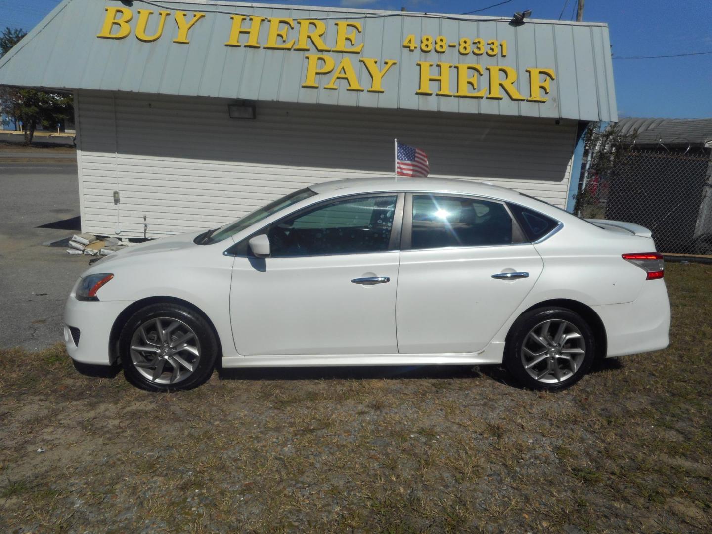 2013 Nissan Sentra S 6MT (3N1AB7AP3DL) with an 2.0L L4 DOHC 16V engine, 6-Speed Manual transmission, located at 2553 Airline Blvd, Portsmouth, VA, 23701, (757) 488-8331, 36.813889, -76.357597 - Down Payment: $899 Weekly Payment: $90 APR: 23.9% Repayment Terms: 42 Months ***CALL ELIZABETH SMITH - DIRECTOR OF MARKETING @ 757-488-8331 TO SCHEDULE YOUR APPOINTMENT TODAY AND GET PRE-APPROVED RIGHT OVER THE PHONE*** - Photo#1