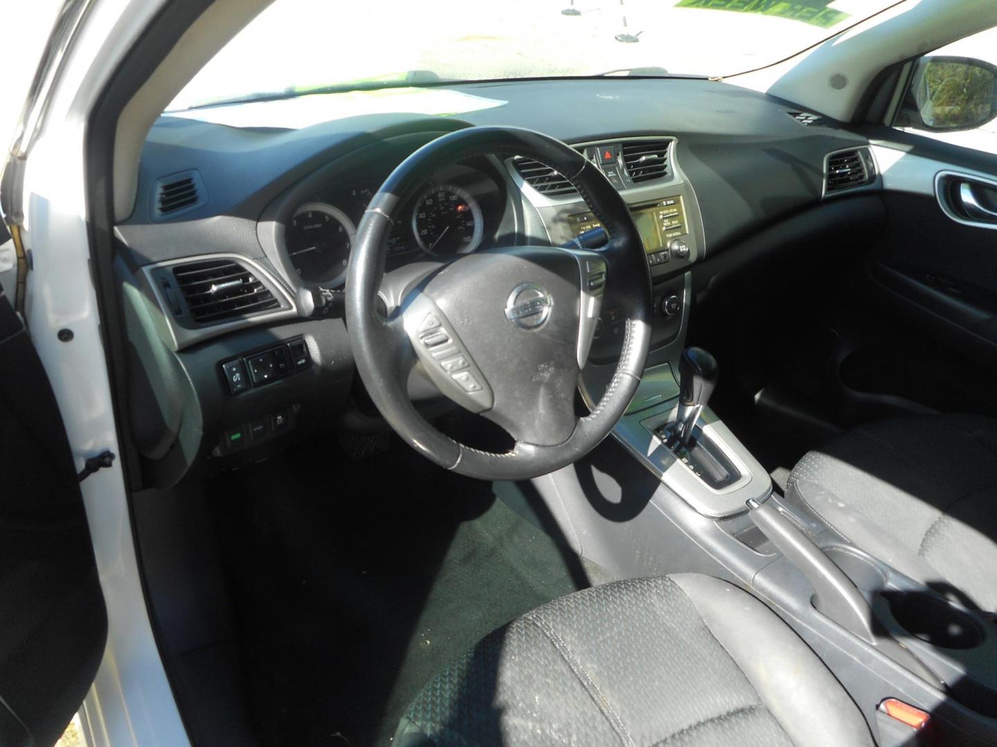 2013 Nissan Sentra S 6MT (3N1AB7AP3DL) with an 2.0L L4 DOHC 16V engine, 6-Speed Manual transmission, located at 2553 Airline Blvd, Portsmouth, VA, 23701, (757) 488-8331, 36.813889, -76.357597 - Down Payment: $899 Weekly Payment: $90 APR: 23.9% Repayment Terms: 42 Months ***CALL ELIZABETH SMITH - DIRECTOR OF MARKETING @ 757-488-8331 TO SCHEDULE YOUR APPOINTMENT TODAY AND GET PRE-APPROVED RIGHT OVER THE PHONE*** - Photo#9